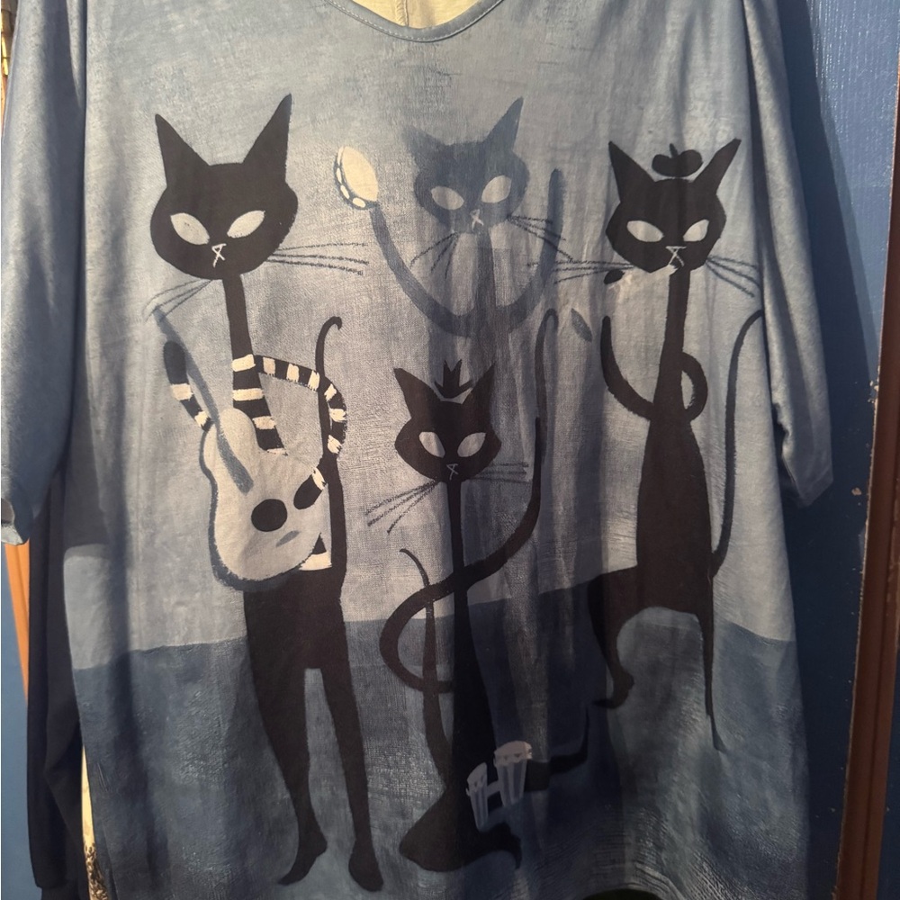 SHEIN Blue Black Cat Print Top Clothing & Accessories